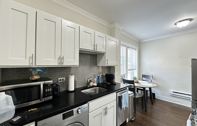 3815 5 N GREENVIEW