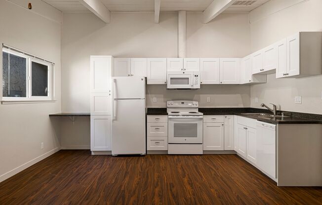 1 bed, 1 bath, 550 sqft, $1,275