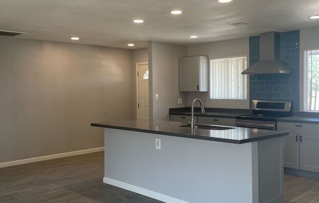 "COMING SOON" EARLY AUGUST Lovely 3 bedroom/2 bath