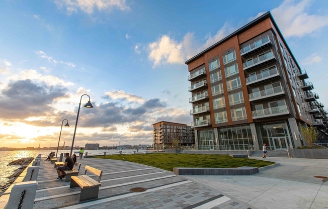 2 beds, 2 baths, 1,075 sqft, $4,800, Unit 513