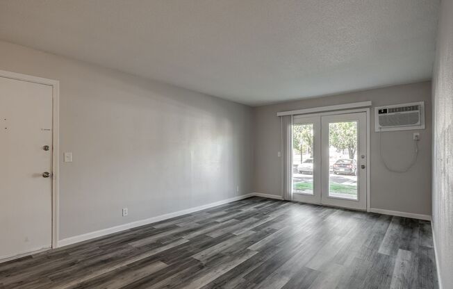 1 bed, 1 bath, 750 sqft, $880, Unit 5905-203