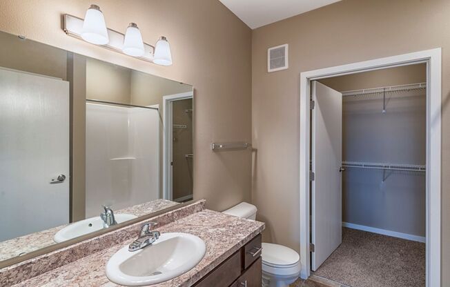 2 beds, 2 baths, 1,044 sqft, $1,260, Unit 307