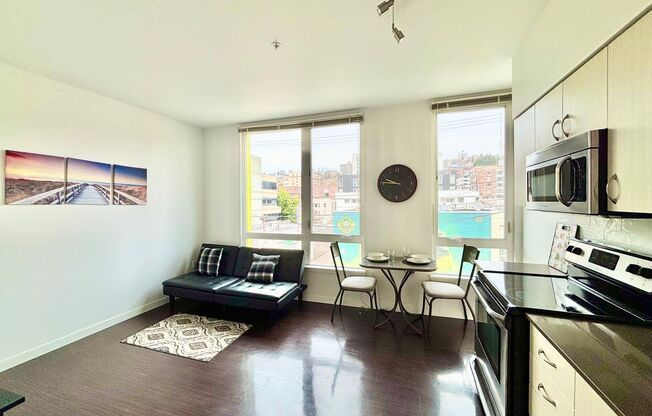 Studio, 1 bath, 547 sqft, $1,495, Unit 205