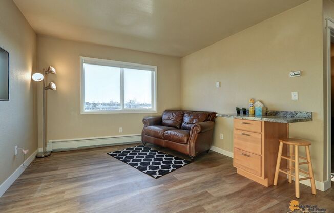1 bed, 1 bath, $1,095, Unit 2
