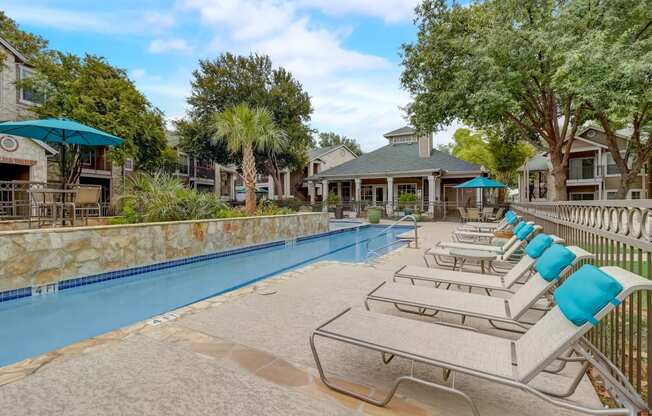 the pool at the preserve at ballantyne commons apartments