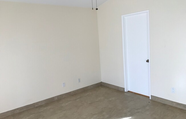 2 beds, 1 bath, $1,700