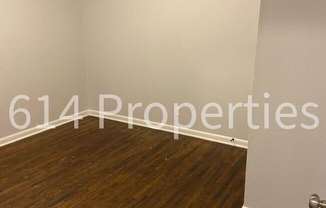 Quiet 3 bed 1 bath Home