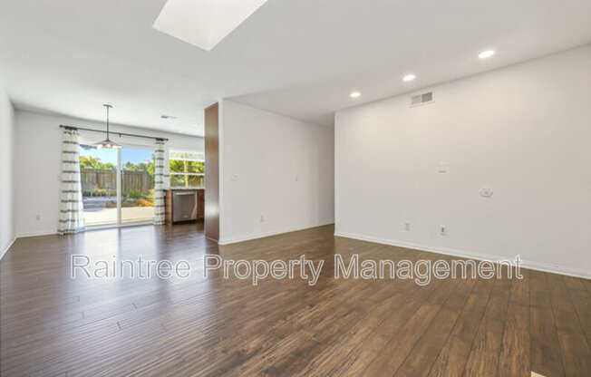 1731 ROGUE ISLE CT