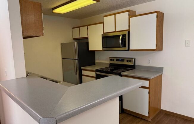 2 beds, 2 baths, 1,050 sqft, $1,260, Unit 110
