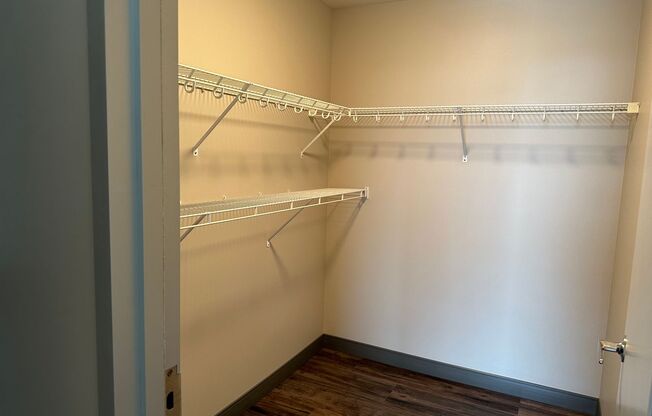 2 beds, 2 baths, 1,009 sqft, $2,025, Unit 705