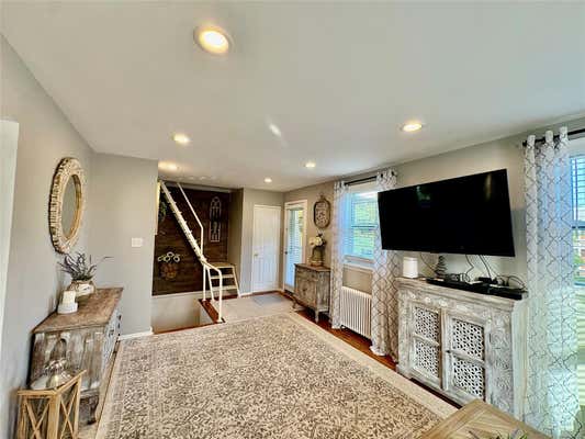 260 8 74 AVE