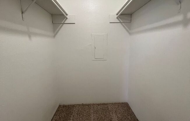 1 bed, 1 bath, 660 sqft, $1,000, Unit 108