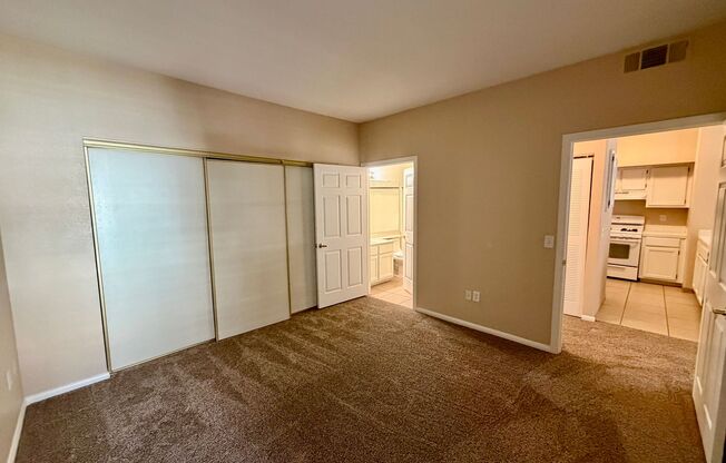 2 beds, 2 baths, $1,525, Unit # 515