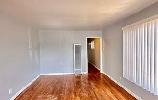 2 beds, 1 bath, $2,200, Unit 2025A