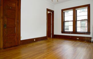 1 bed, 1 bath, 410 sqft, $905, Unit 14 - 26