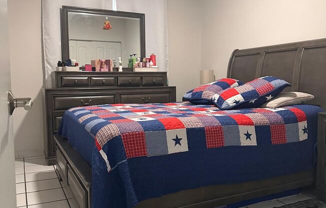 2 beds, 1 bath, 521 sqft, $1,840, Unit 114