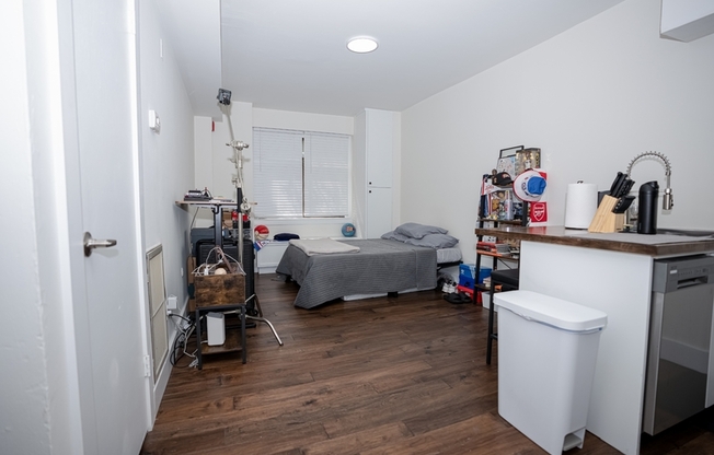 319 S 10th St Unit 234