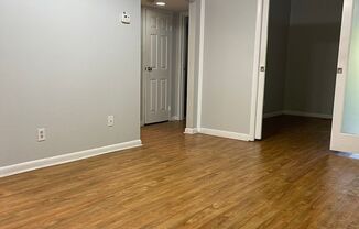 1 bed, 1 bath, $1,175, Unit APARTMENT 304B