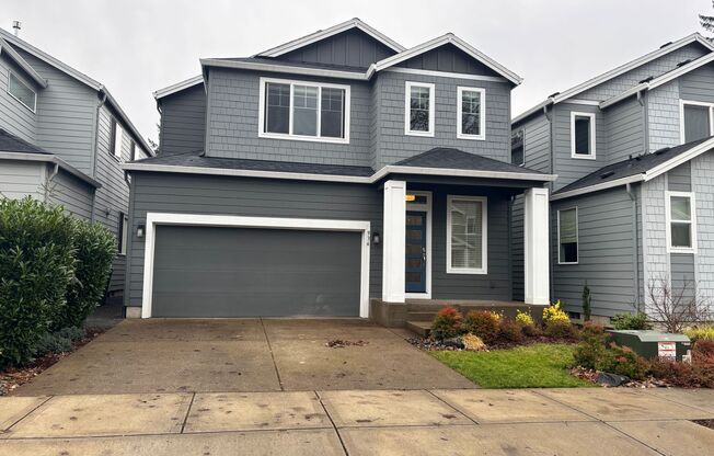 Large 4 Bedroom Home in Beaverton