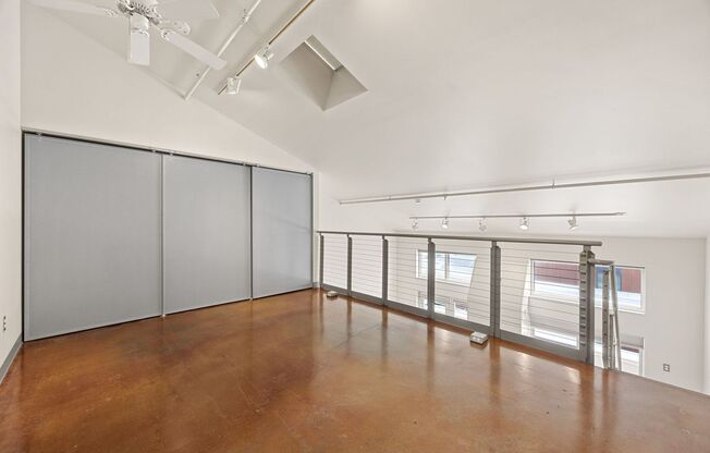 Studio, 1 bath, 393 sqft, $1,750, Unit 604