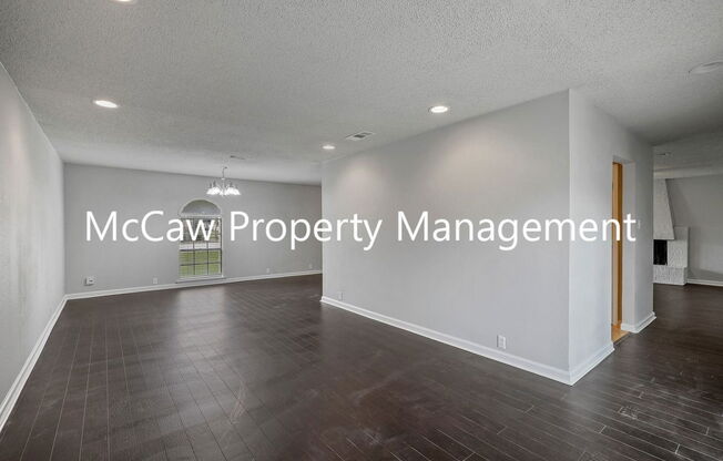 1736 BROWN TRL