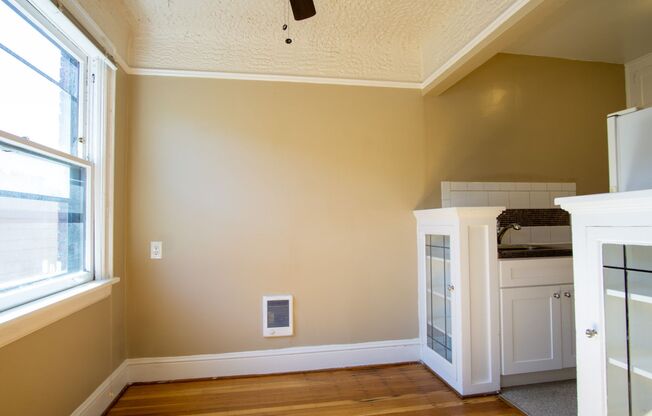 First Floor Vintage Studio with Large Closet!