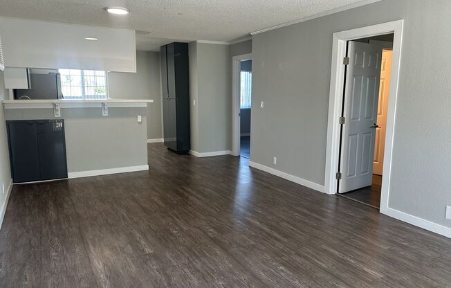 2 beds, 1.5 baths, 866 sqft, $2,880, Unit 800L3