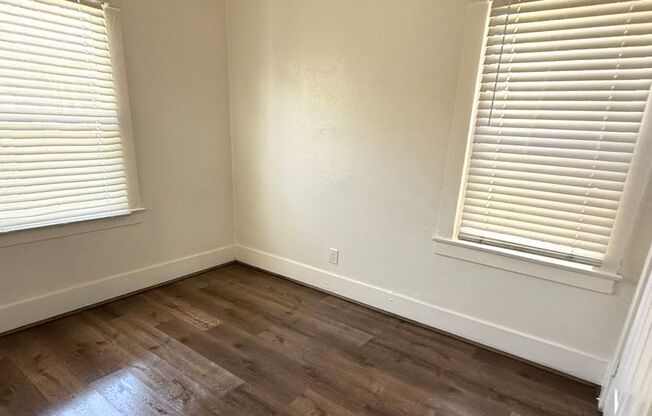 1 bed, 1 bath, $1,995, Unit 3680 1/2