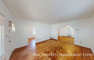 758 S 3rd Ave