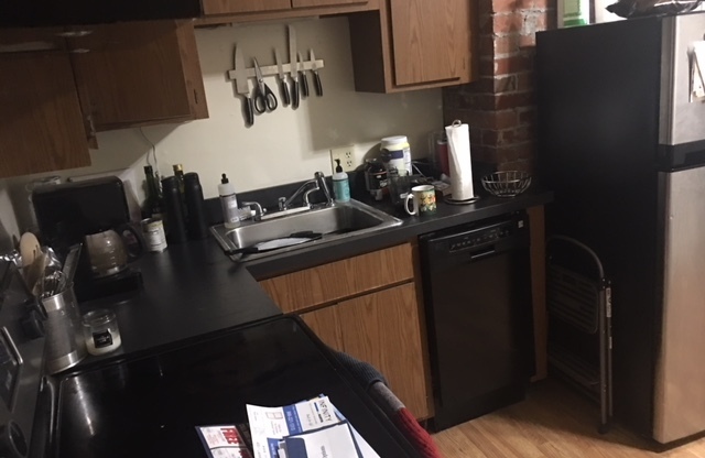 1 bed, 1 bath, 525 sqft, $1,200, Unit 3