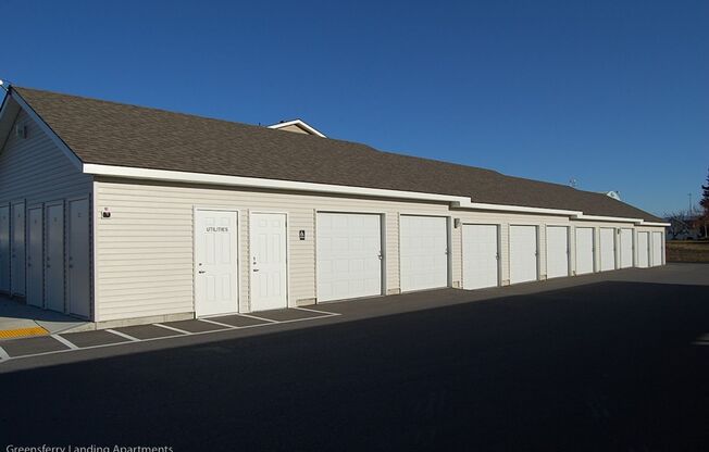 2 beds, 1 bath, 953 sqft, $1,450, Unit Unit # 31