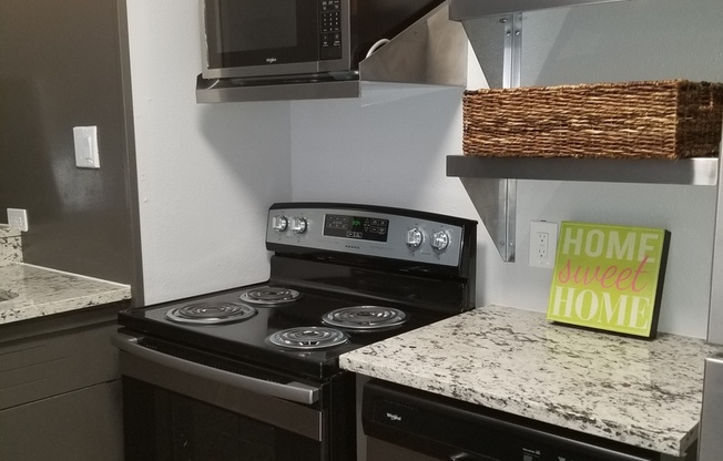 1 bed, 1 bath, 710 sqft, $995, Unit Unit 3