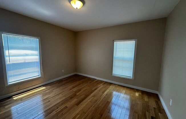 Fagelman Properties #6 (3821 Maplewood Ave)
