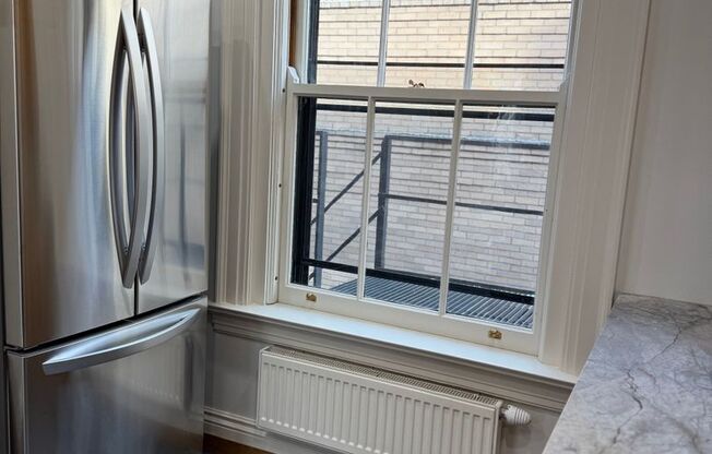 2 beds, 2 baths, 1,200 sqft, $2,650, Unit B33