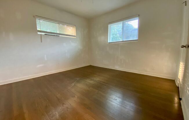 2 beds, 1 bath, 850 sqft, $1,570, Unit 497-D20