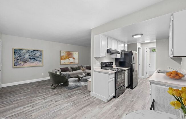 1 bed, 1 bath, 570 sqft, $1,050, Unit 5