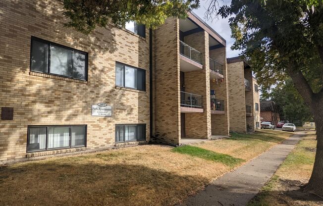 1 bed, 1 bath, 750 sqft, $759, Unit 16