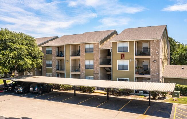 1 bed, 1 bath, 535 sqft, $879
