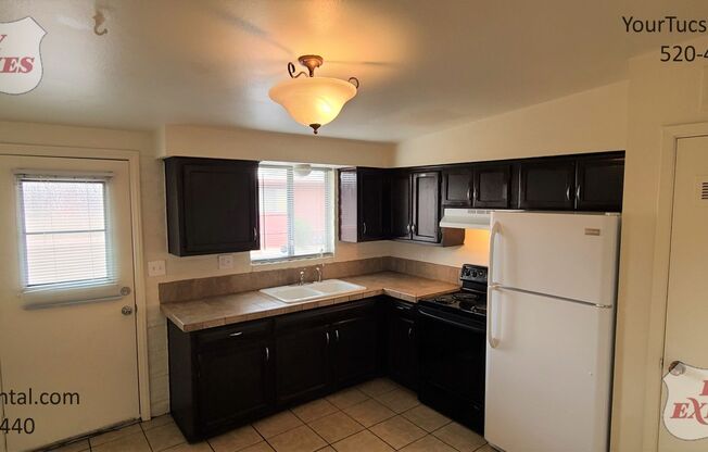 2 beds, 1 bath, $1,150