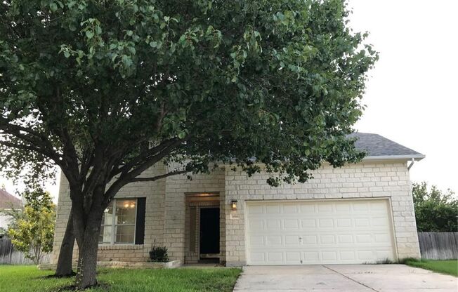 Lovely 4 Bed / 2.5 Bath Home in Leander!