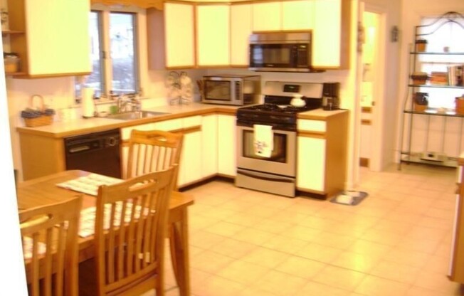 12 BRUCE RD