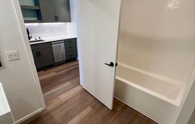 Studio, 1 bath, 406 sqft, $2,195, Unit 714