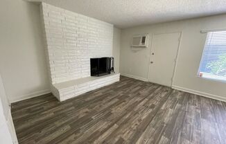 2 beds, 1 bath, 1,100 sqft, $2,025, Unit 1136-B