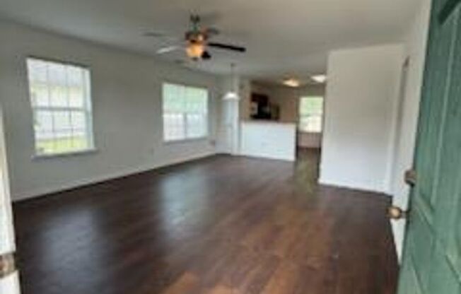 Convenient Southside Bungalo
