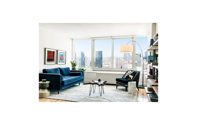 1 bed, 1 bath, 643 sqft, $5,280, Unit 15F
