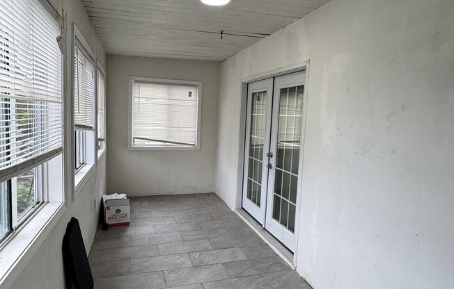 3 beds, 1 bath, 1,150 sqft, $3,200