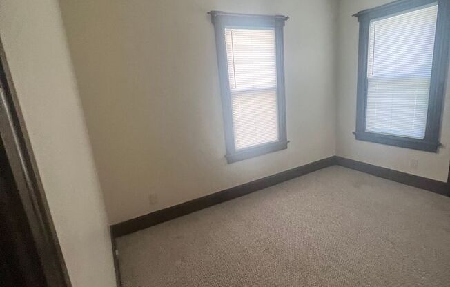 2 beds, 1 bath, $1,495