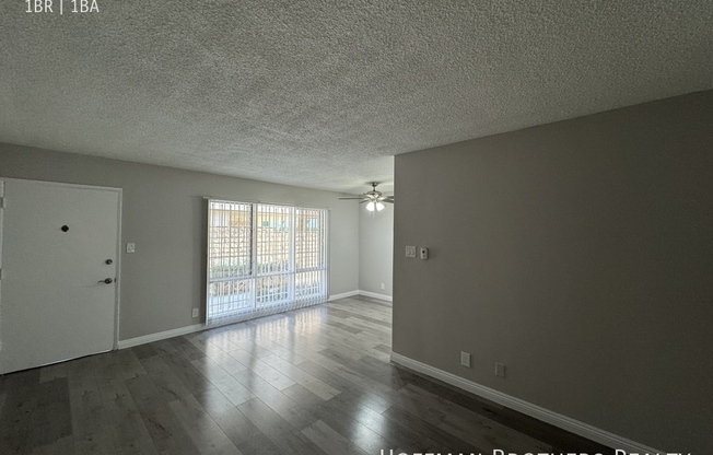 428 S SHERBOURNE DR