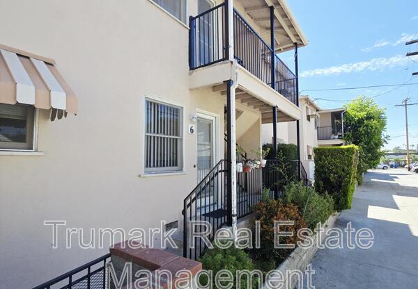 919 N GLENDALE AVE