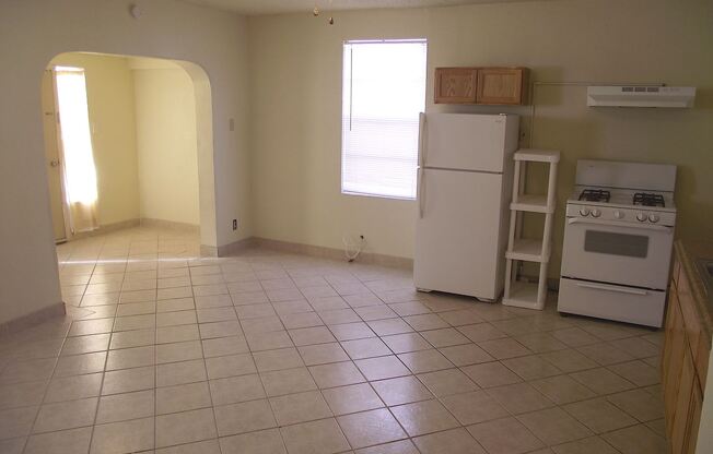 3621 Taylor Unit C